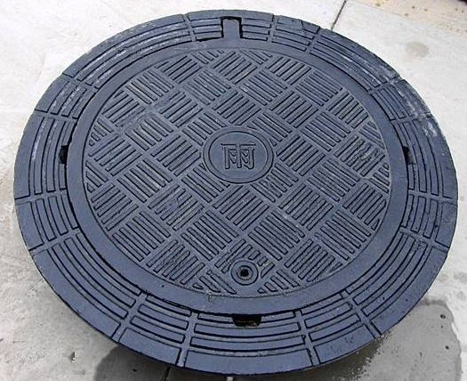 Ductile iron manhole cover