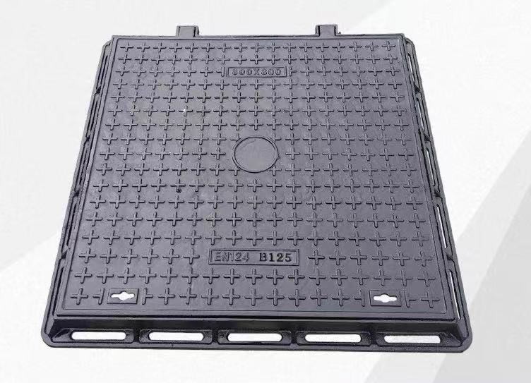 Square manhole cover