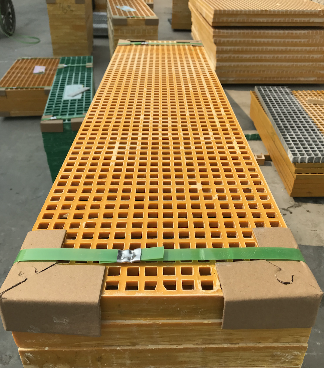 Fiberglass trench cover plate